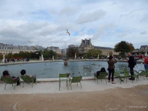 Izležavanje na Champs-Elysées