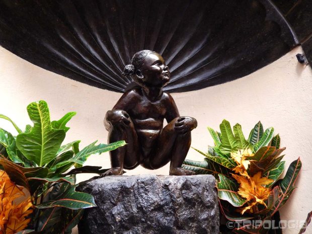 Ženska inačica Manneken Pisa zove se Jeanneke Pis...