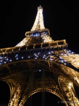 Eiffelov toranj noću, tisuće lampica u svom show-u