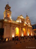 Plaza 9 de Julio, katedrala