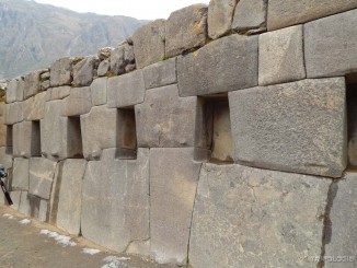 Ollantaytambo - zona hramova